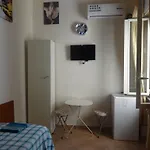 Bed and Breakfast Twins 4*